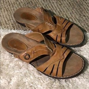 Earth Origins Sandals- light tan/brown